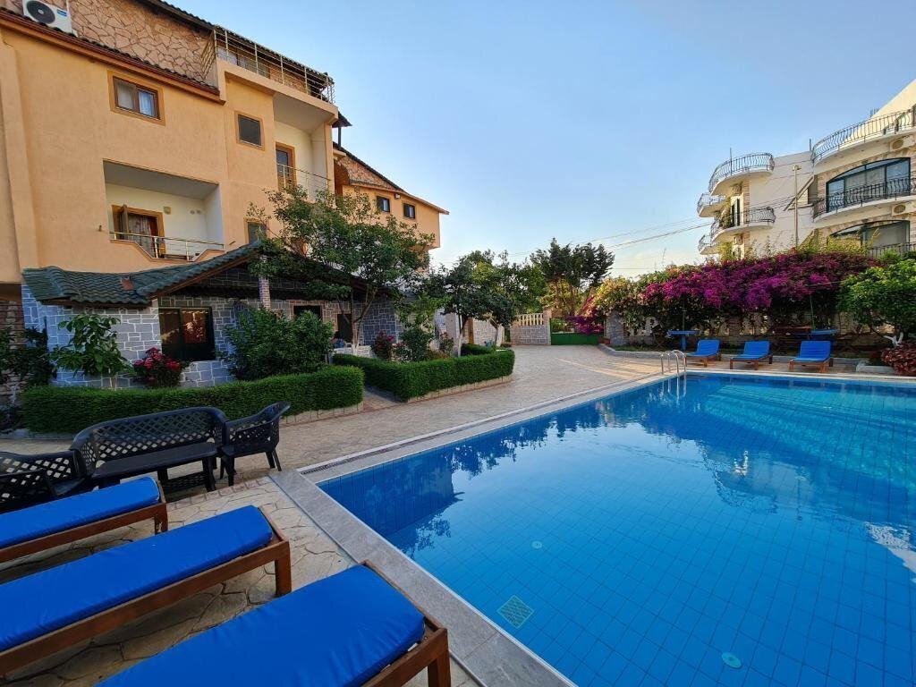 Территория Enad Apartments 3*