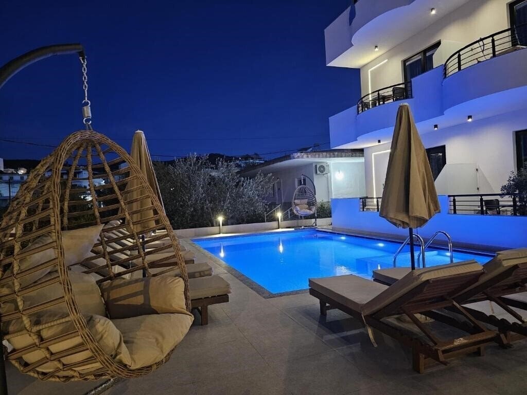 Фотография Hotel Monel 4*