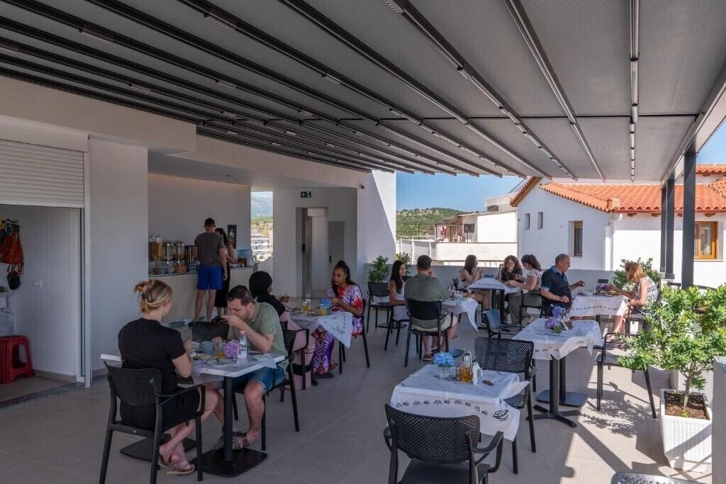 Территория Hotel Monel 4*