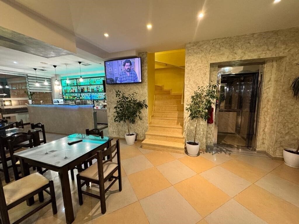 Фотография Hotel Driloni Ksamil (ex. Drilon, Driloni) 3*