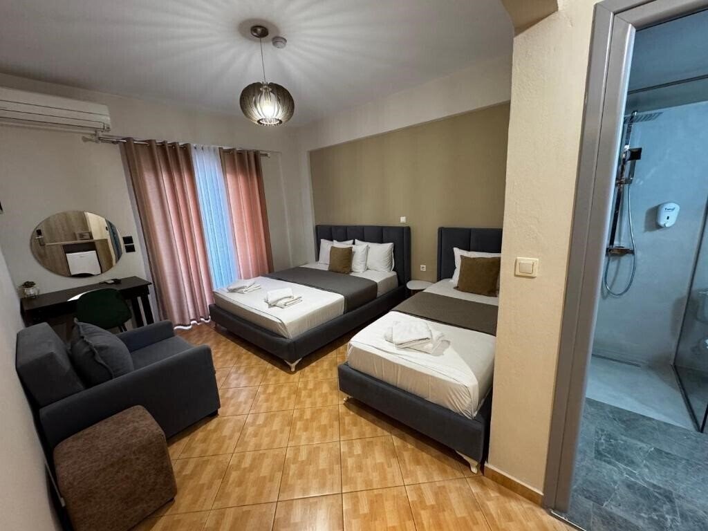 Панорама Hotel Driloni Ksamil 3*