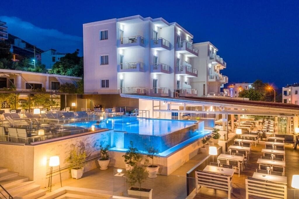 Готель Agimi & S (ex. Agimi&S, Hotel Agimi Saranda) 4*