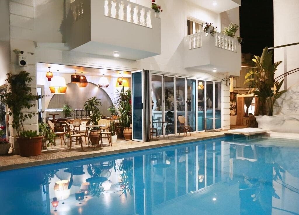 Отель Hotel Foga Hebrus 4*