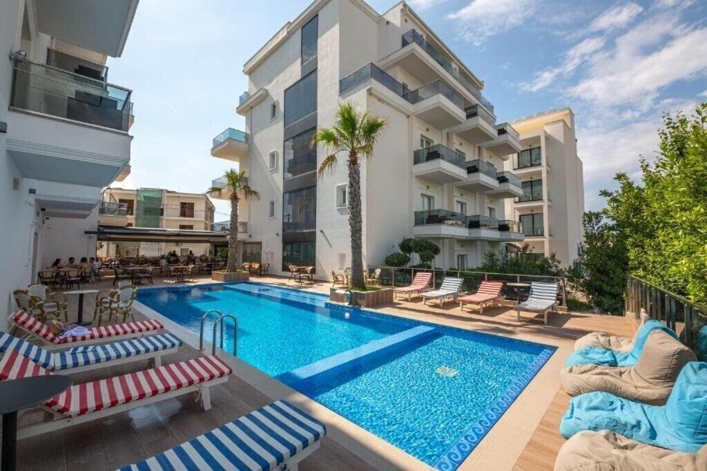 Отель L'Amo Del Mare 4*