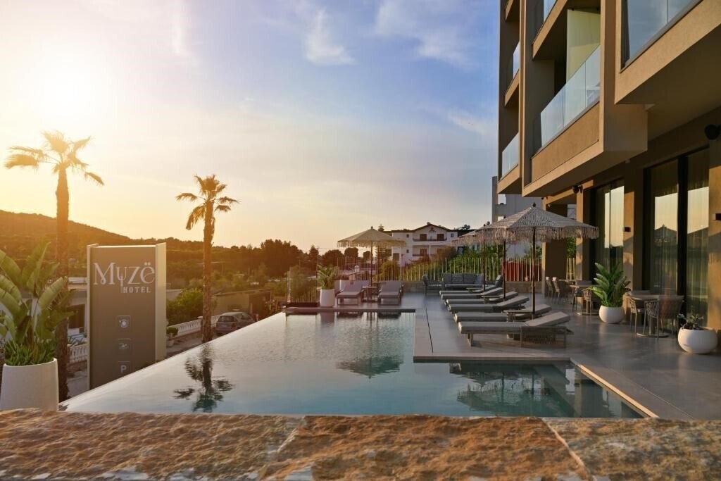 Изображение Muze 4*