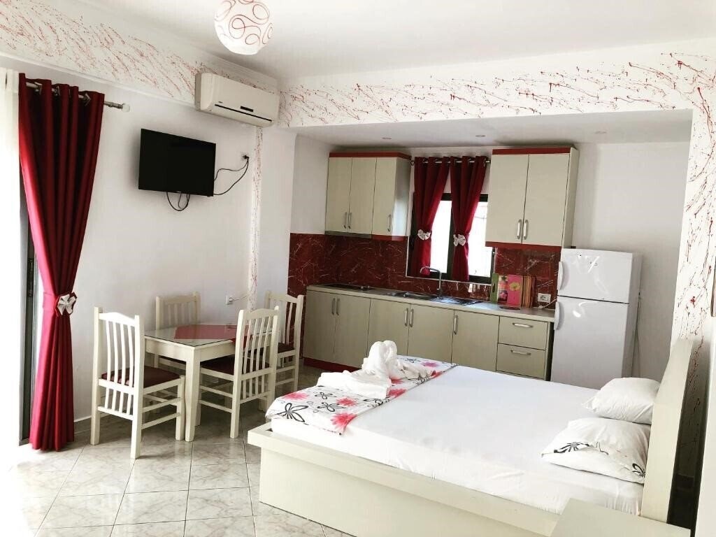 Территория Poseidon Hotel 3*