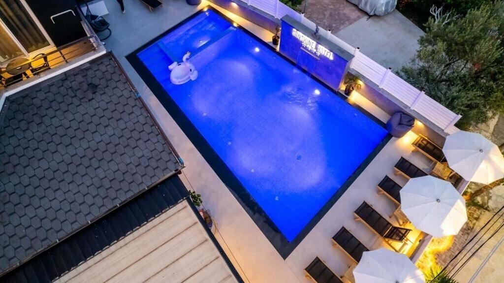 Апартаменти Sunshine 3*