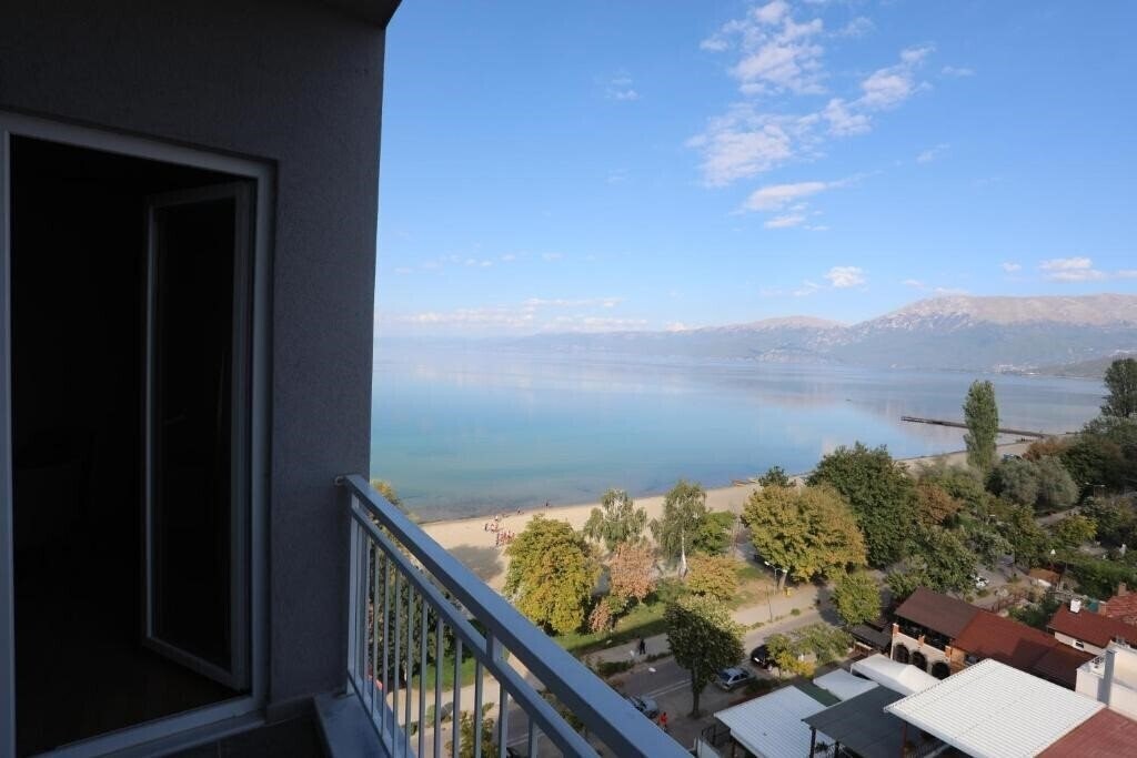 Територія Elite Hotel (ex. Elite Pogradec) 4*