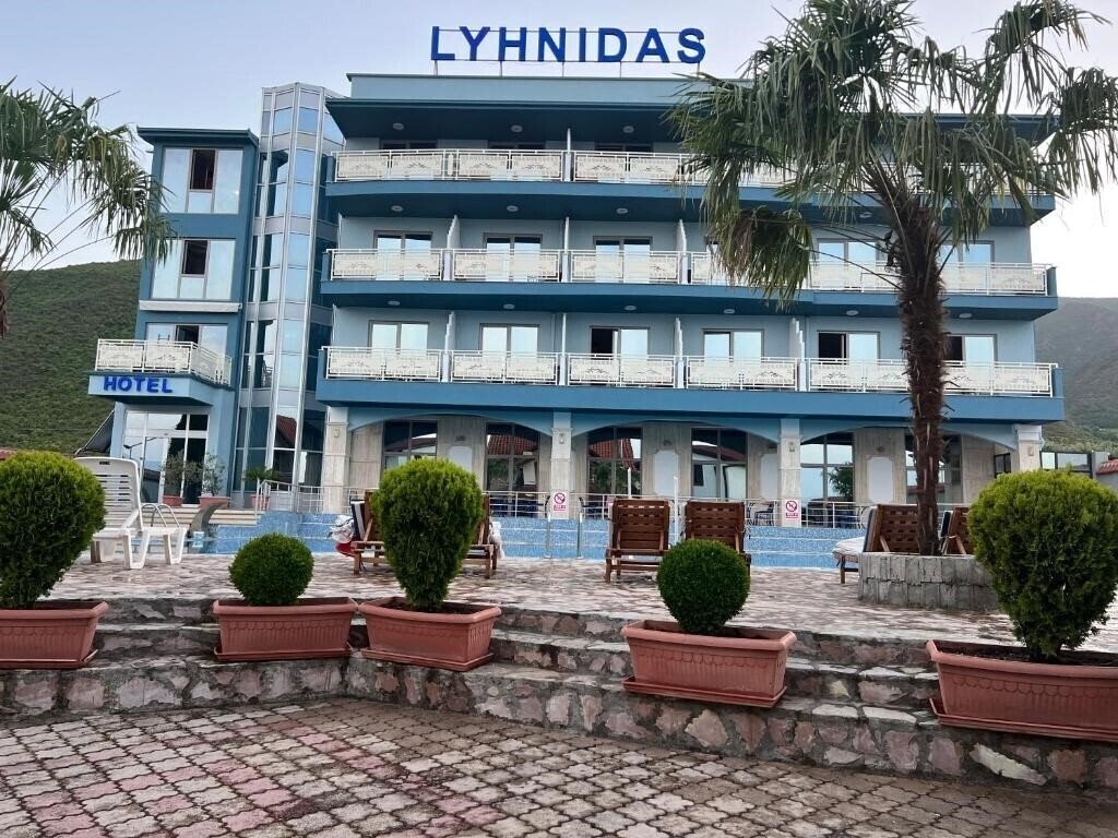 Панорама Lyhnidas Kompleksi 4*