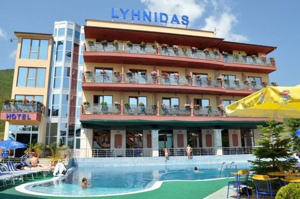 Апартаменты Lyhnidas Kompleksi 4*