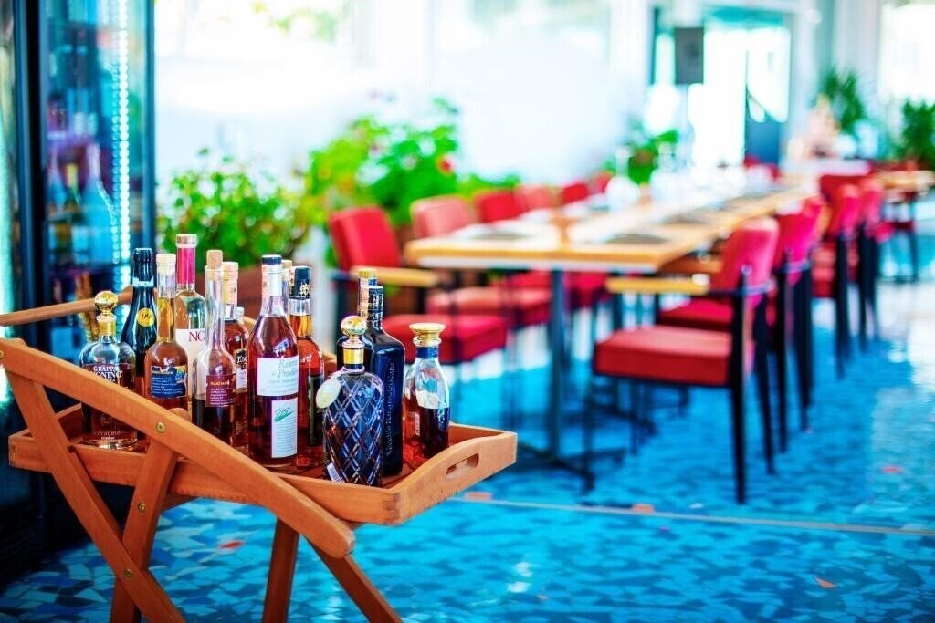 Панорама Bougainville Bay Apartments (ex. Bougainville Bay Resort & SPA) 4*