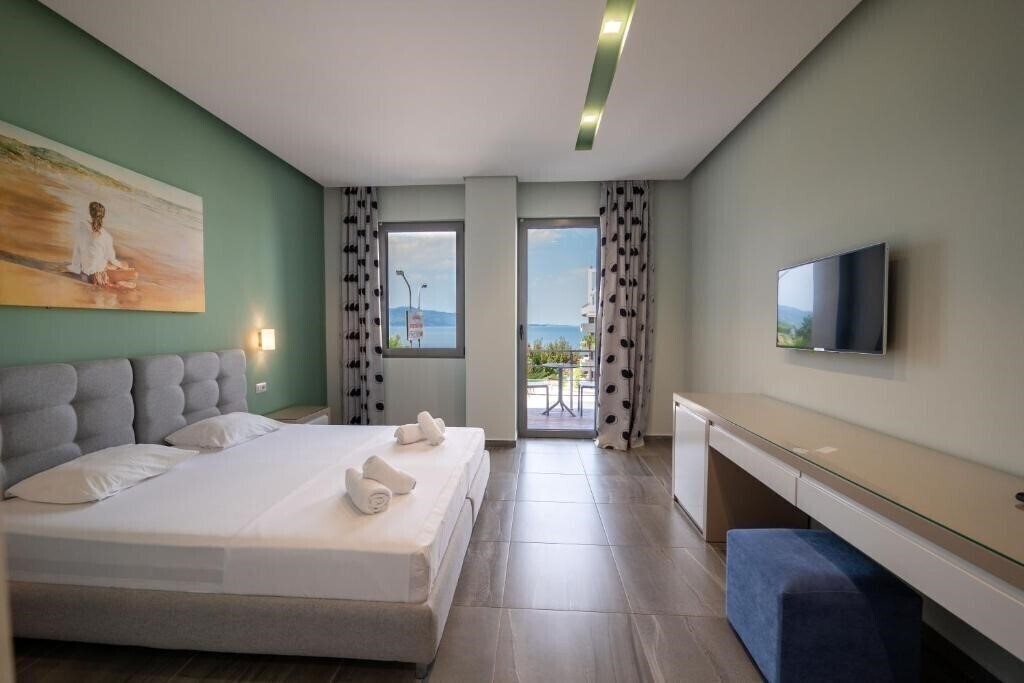 Територія Franklin Rooms 3*