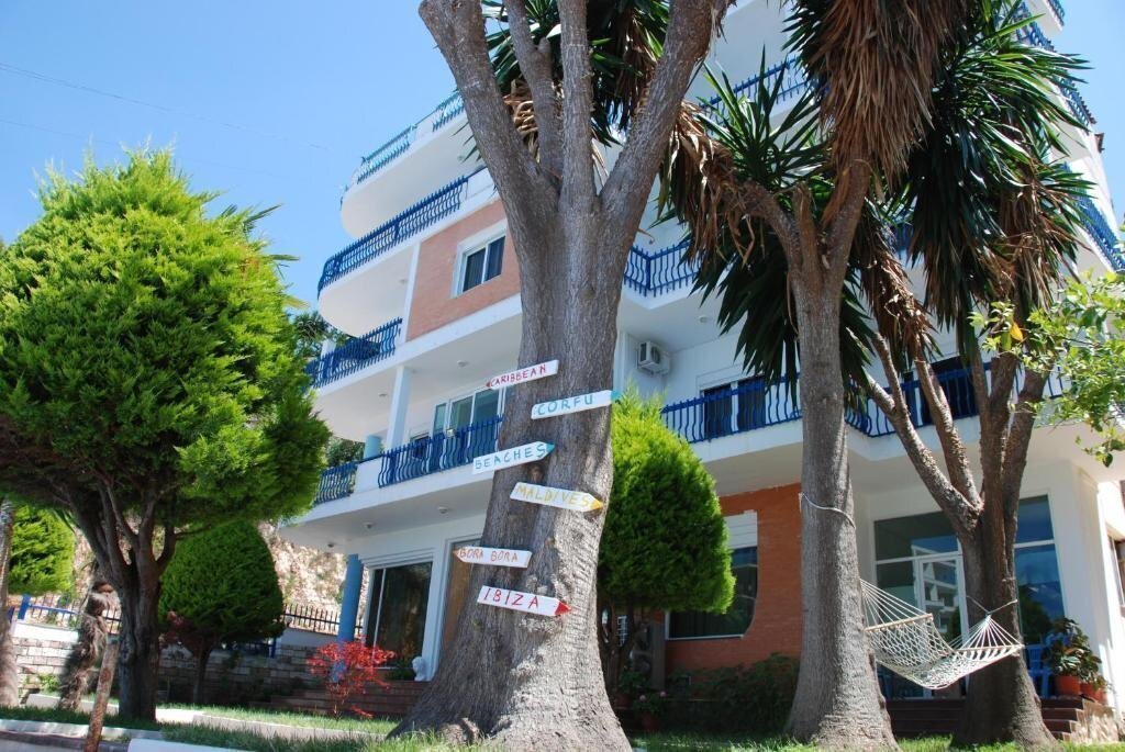 Апартаменти Hotel Dea 3*