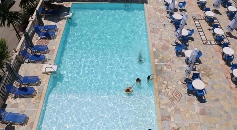 Картинка La Perla 3*