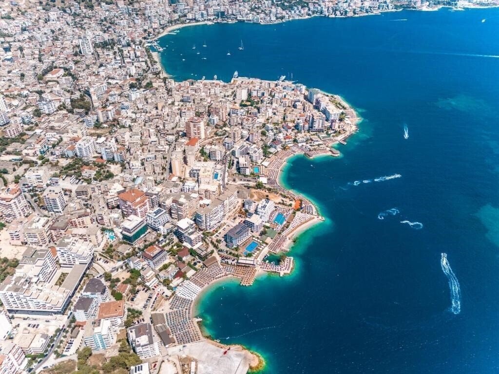 Территория Hotel Epirus 3*