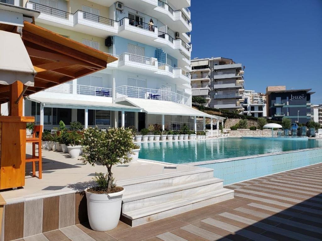 Готель Barracuda Hotel 4*