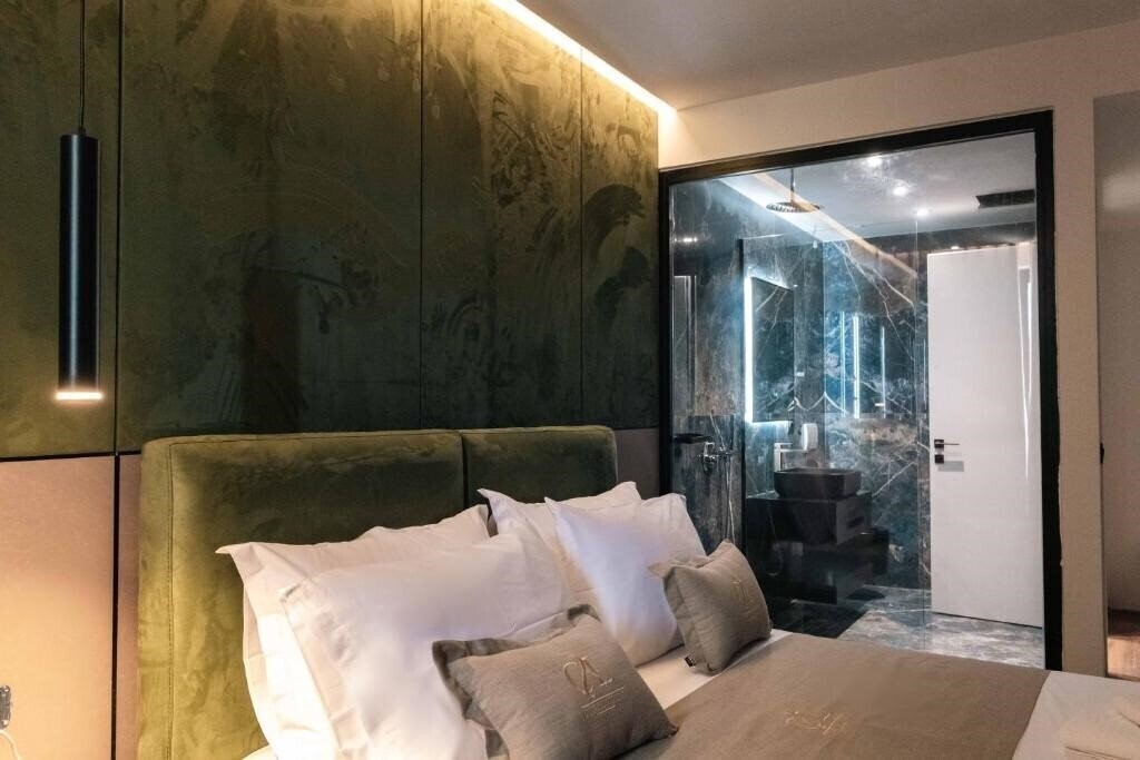 Картинка Cuni Luxury Hotel (ex. River Bistritsa) 3*