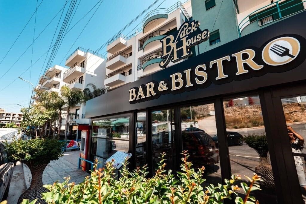 Фото Cuni Luxury Hotel (ex. River Bistritsa) 3*