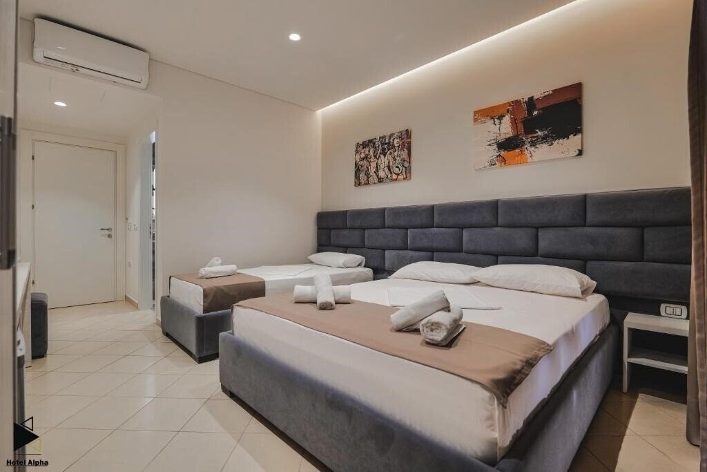 Апартаменти Alpha 3*