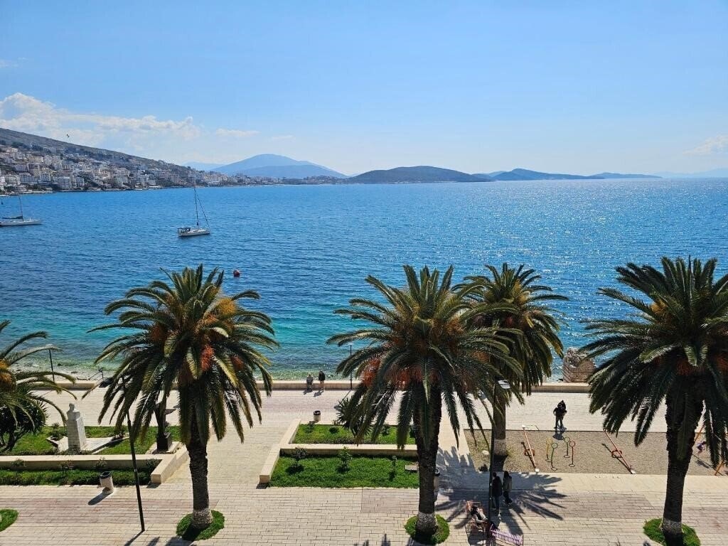 Готель Pini 3*