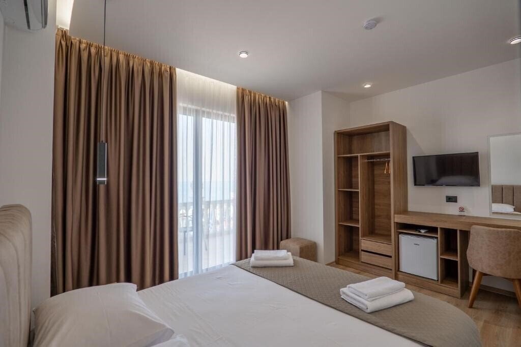 Картинка Keos 3*