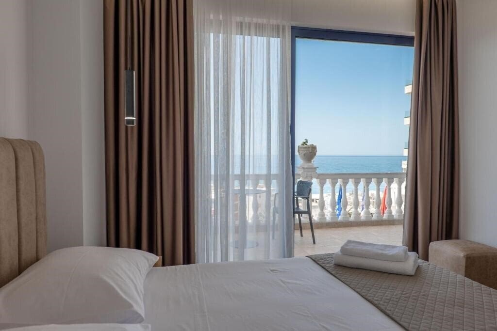 Территория Keos 3*