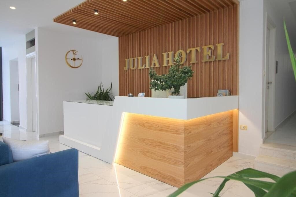 Вид Hotel Julia 3*