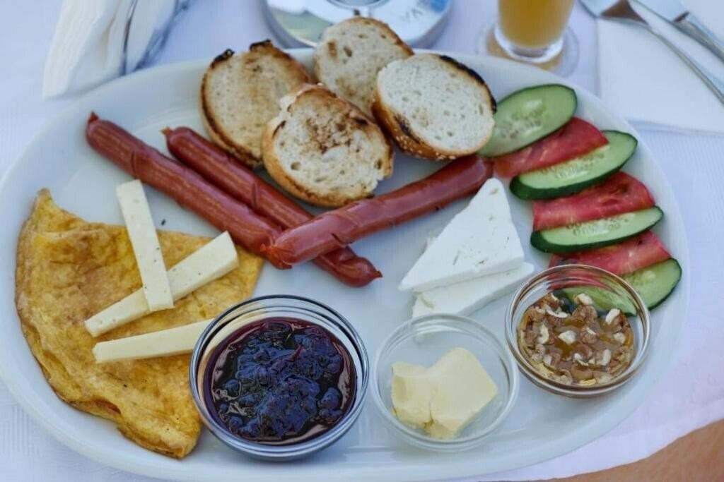 Панорама Blue Heaven Hotel (ex. Blue Saranda Hotel) 3*