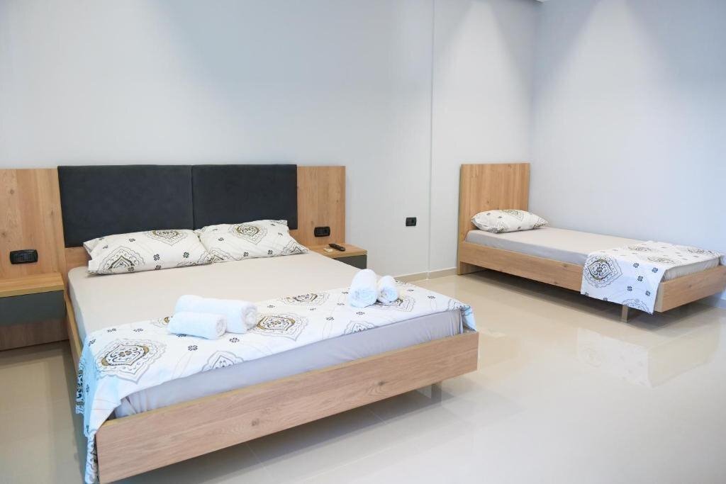 Панорама Hotel Edola 3*