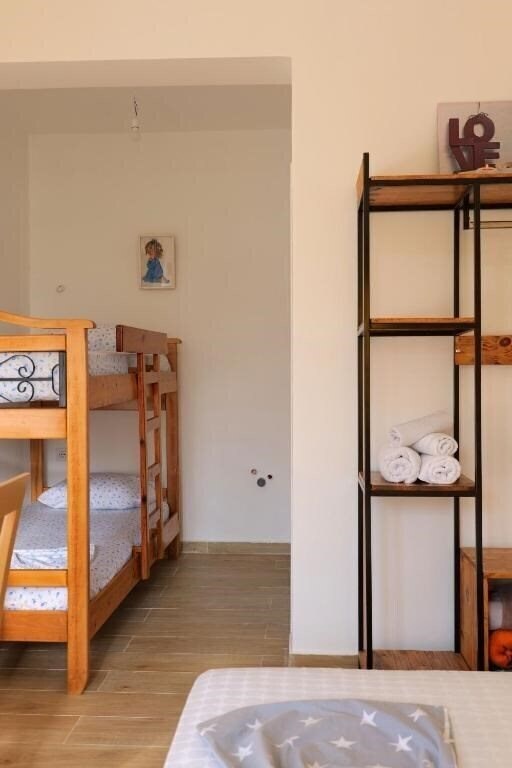 Отель Hotel Freskia 3*