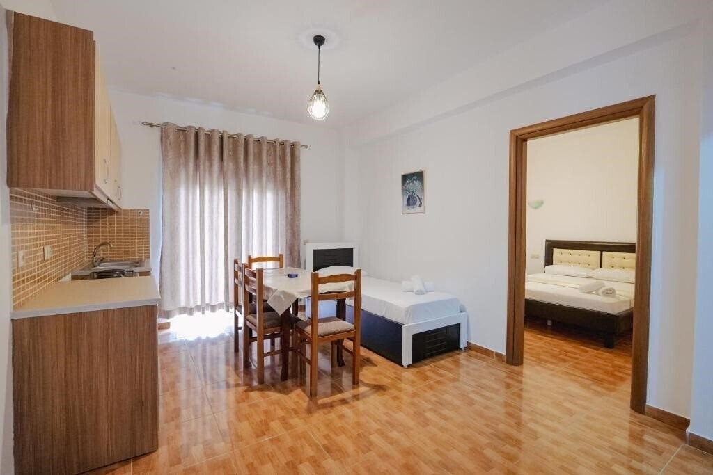 Апартаменти Eleana Apartments 3*