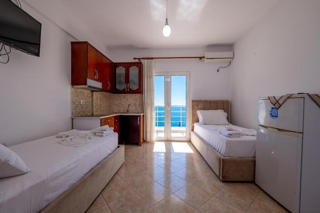 Апартаменты Hotel Erioni 3*