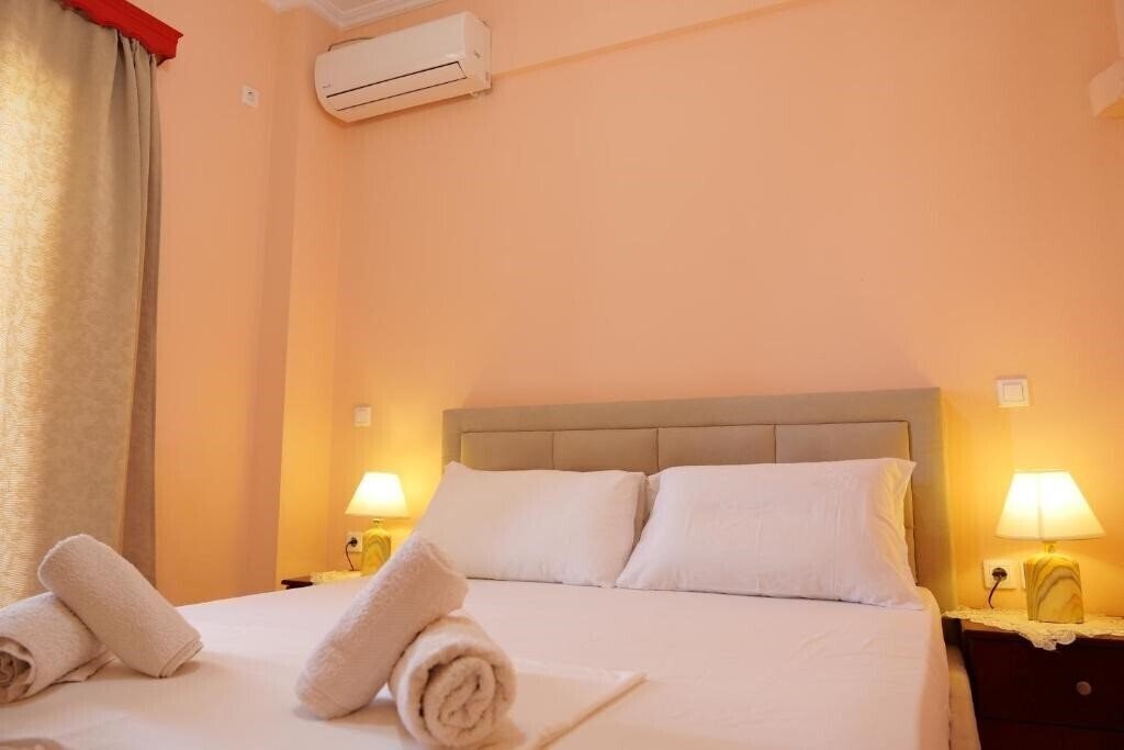 Апартаменти Miracle Apartments 3*