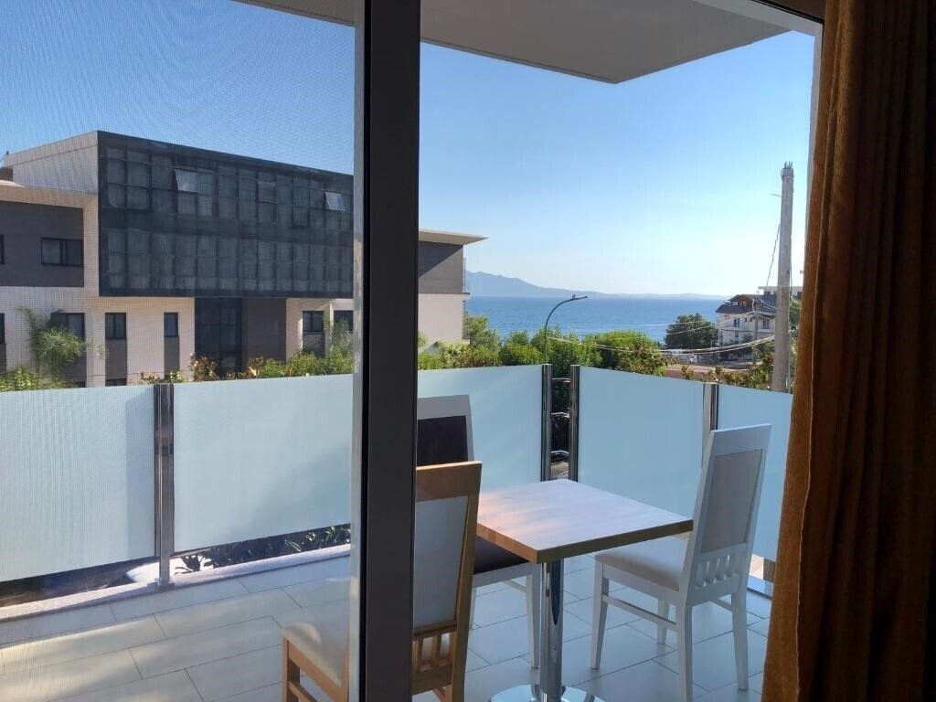 Фото Summer Suites Hotel (ex. Sunsen Suites) 3*