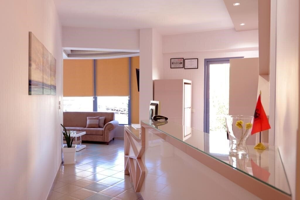 Фото Hotel Timi 2*