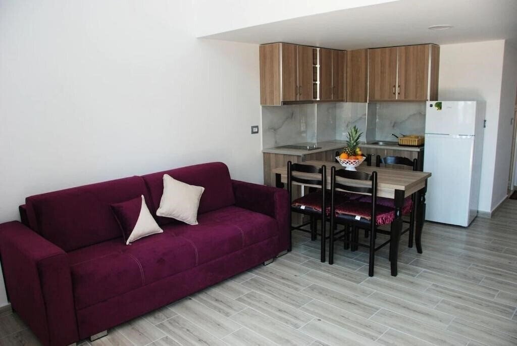 Панорама Bebi Apartments 4*
