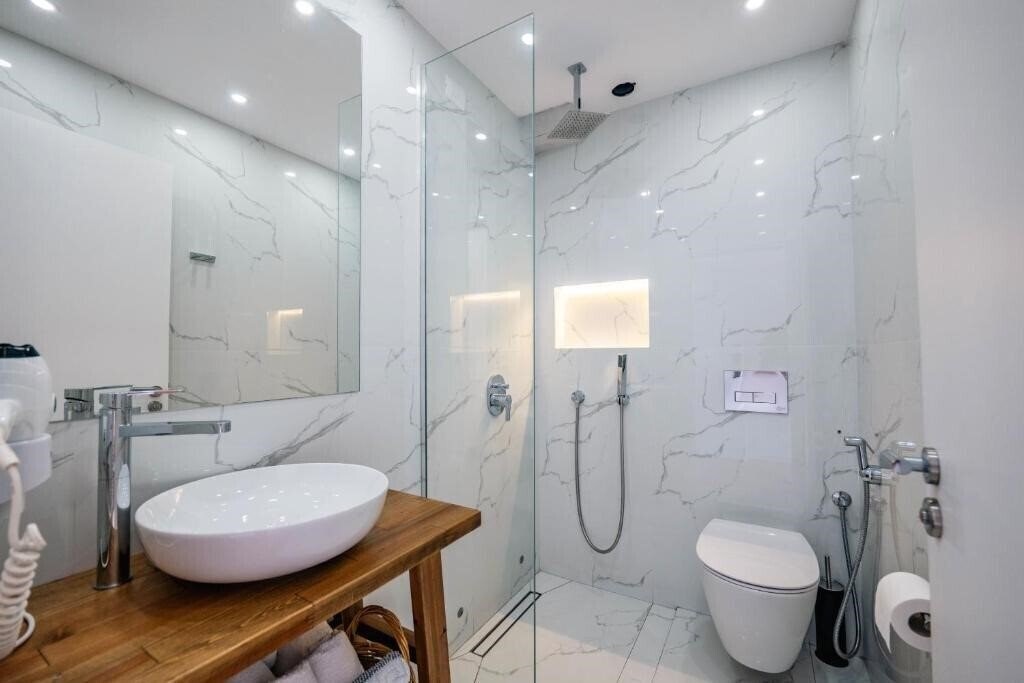 Панорама Hotel Kanes 3*