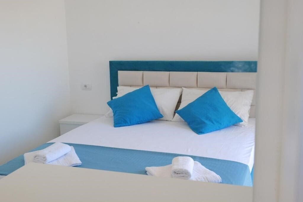 Апартаменти Vila Klevis 2*