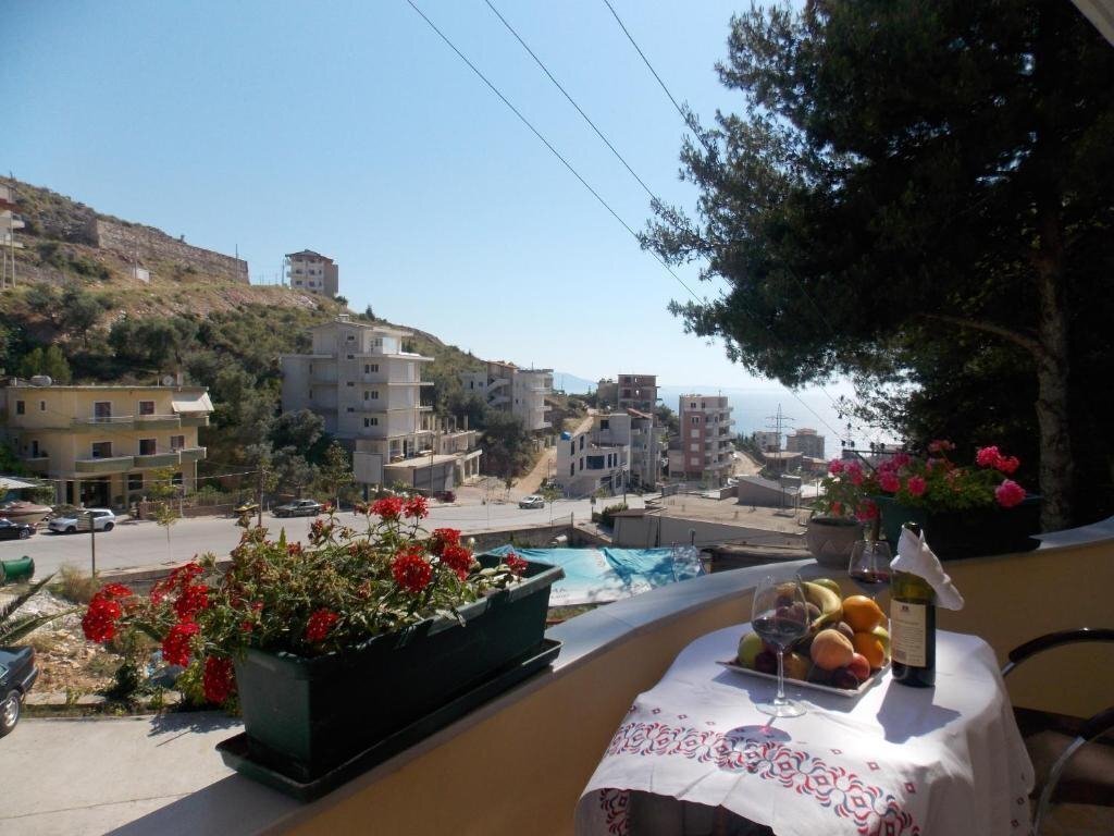 Отель Bledi Apartments 2*