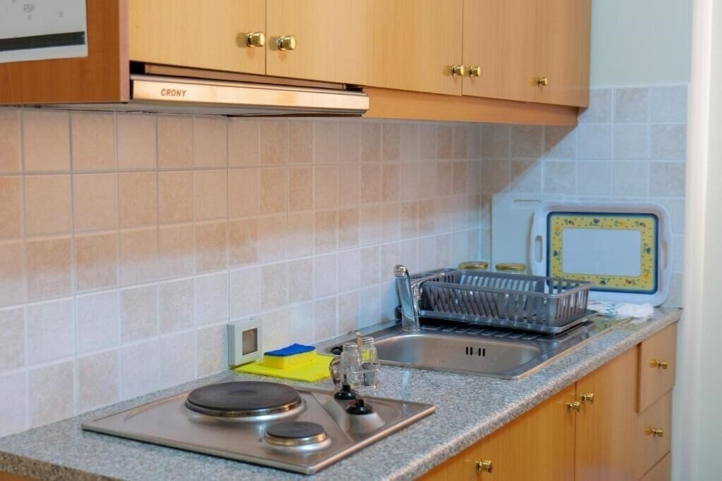 Вид Elidon Apartments апартаменты