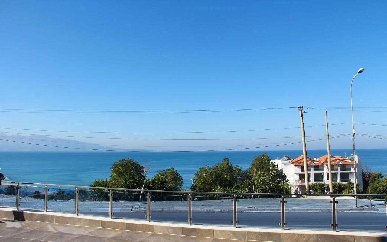 Фотография Aler Holiday Inn Saranda 4*