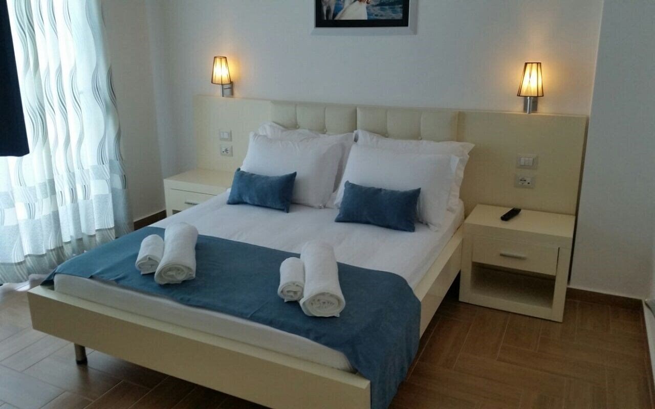 Апартаменты Aler Holiday Inn Saranda 4*