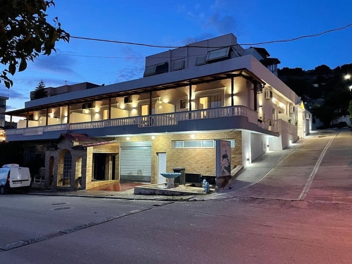 Отель Relax Mea Hotel 3*