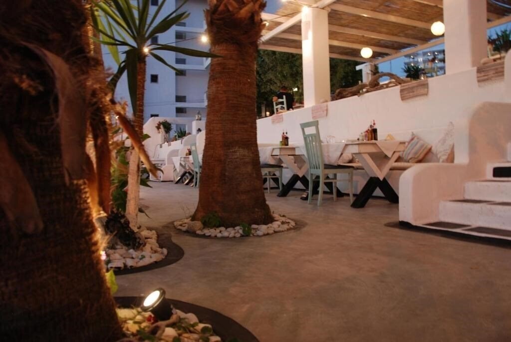 Фото Hotel Saranda 3*