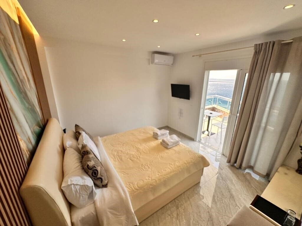 Панорама Hotel Bella Vista (ex. Saranda Bella Vista Apartment) 3*