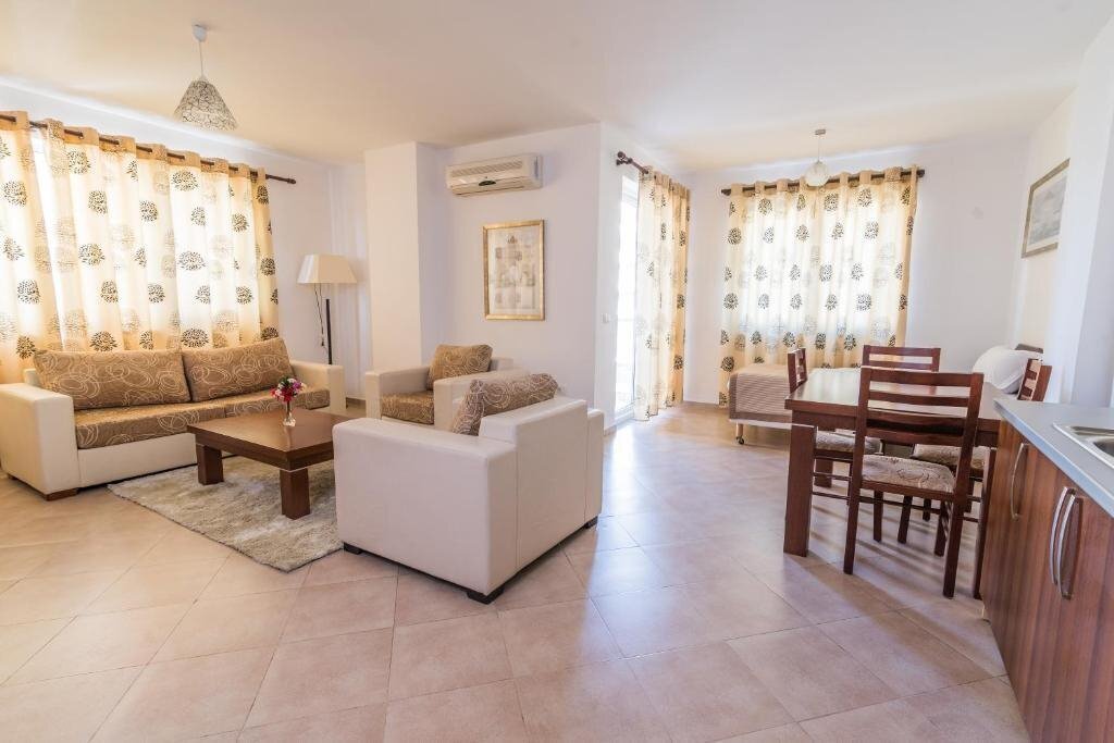 Панорама Rafaelo Resort - Comfort & Family Hotel 4*