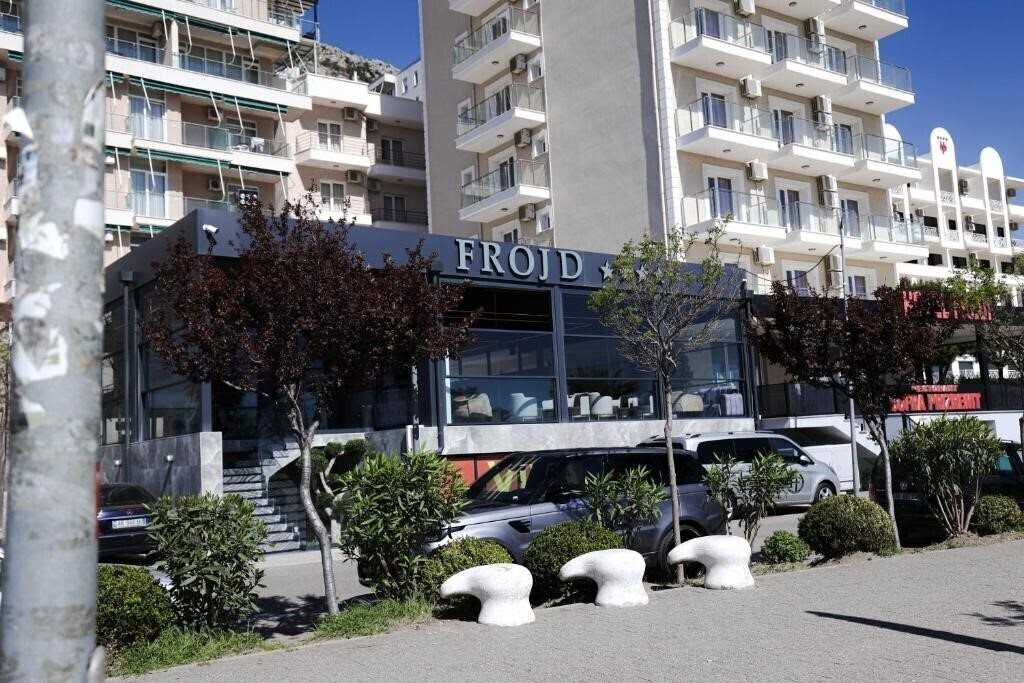 Отель Hotel Frojd 4*