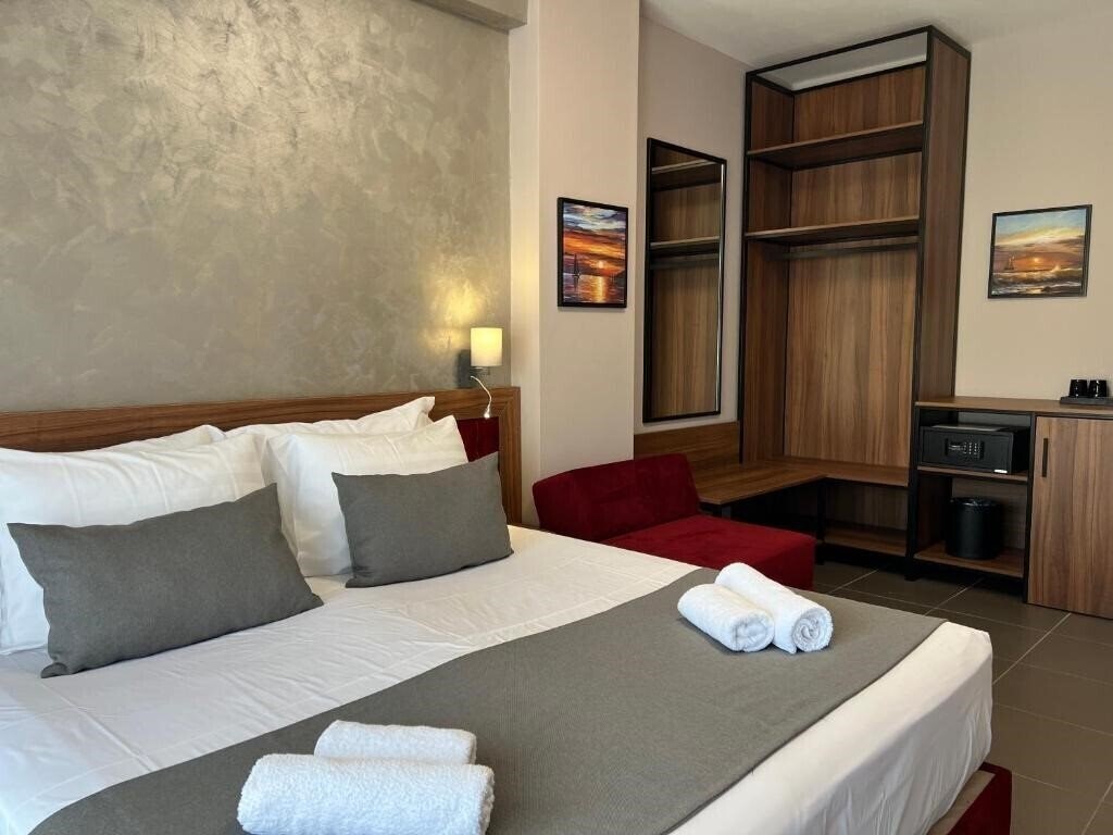 Вид Domus Hotel & Apartments (ex. Domus Hotel) 4*