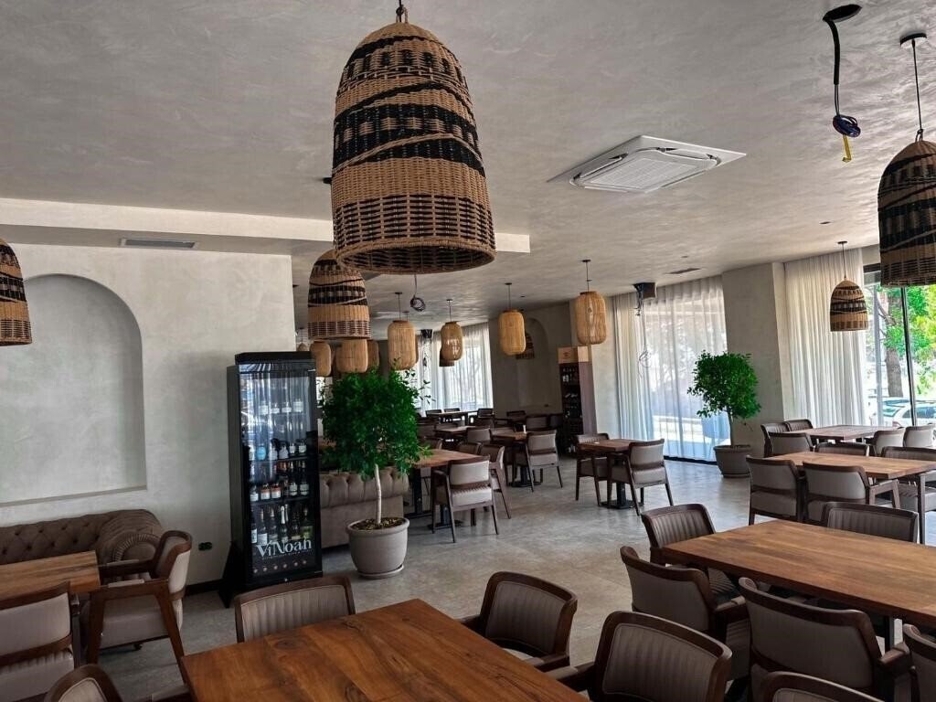 Панорама Hotel Frojd Kune 4*