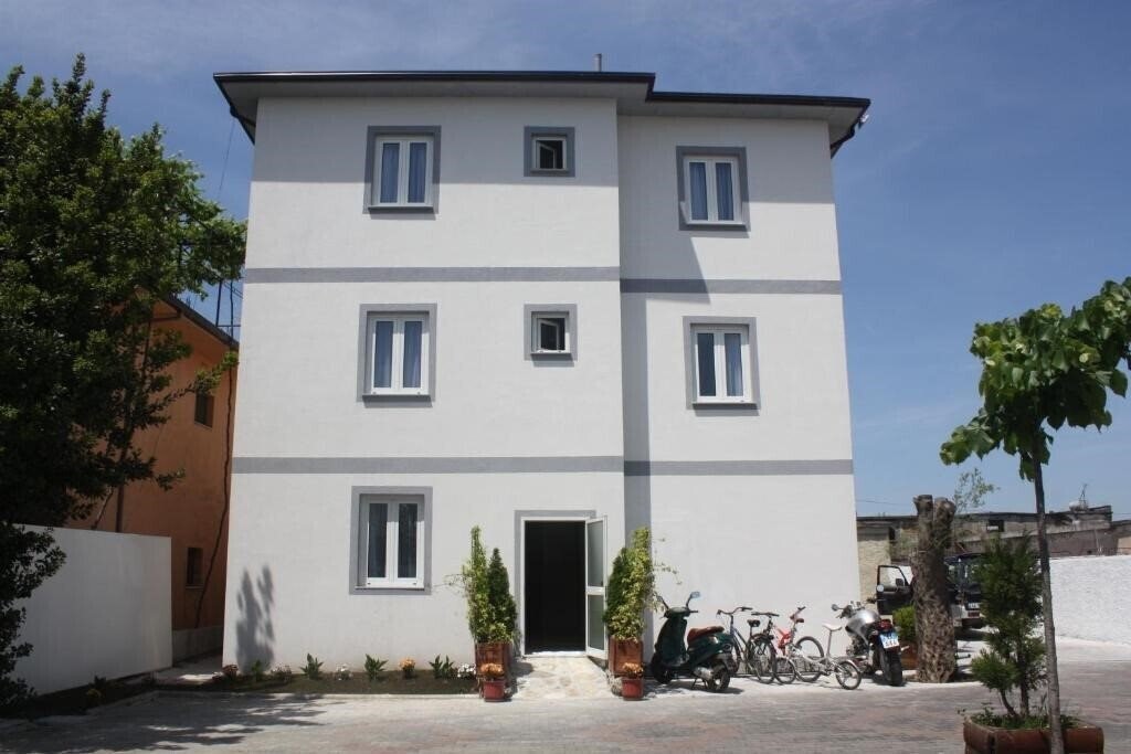 Картинка Bicaj 3*